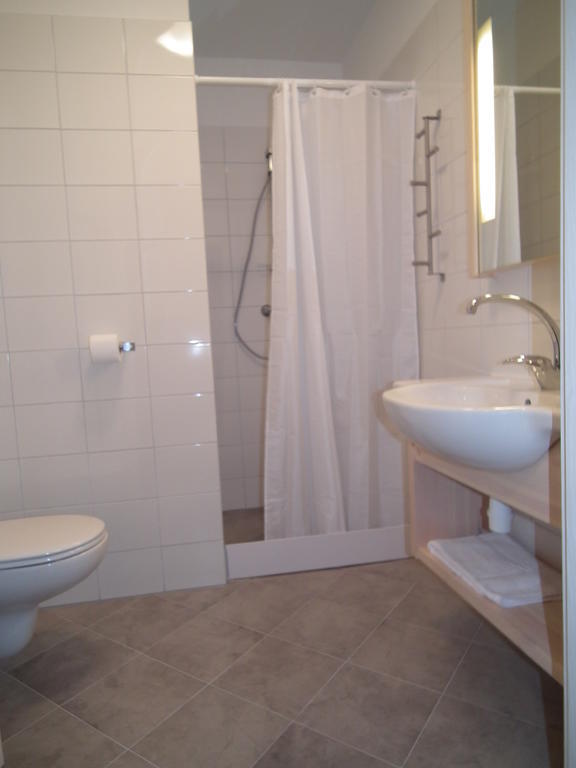 5A Hotel Services 코잘린 객실 사진